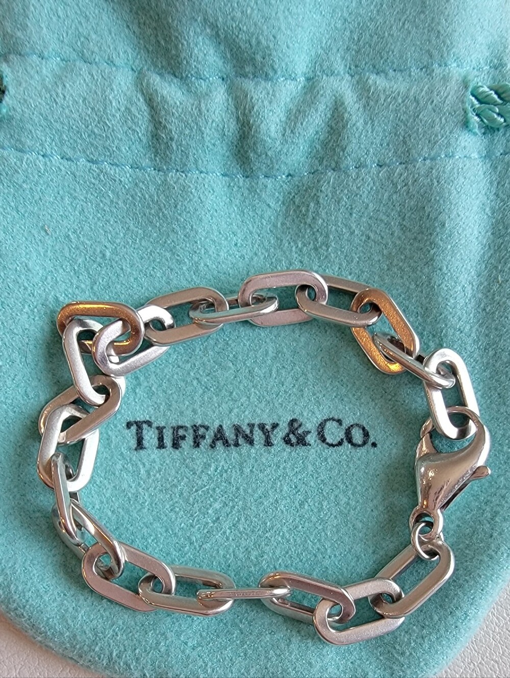 Tiffany & Co. Silver Ellipse Rectangular Link Bracelet - Light Blue Pouch